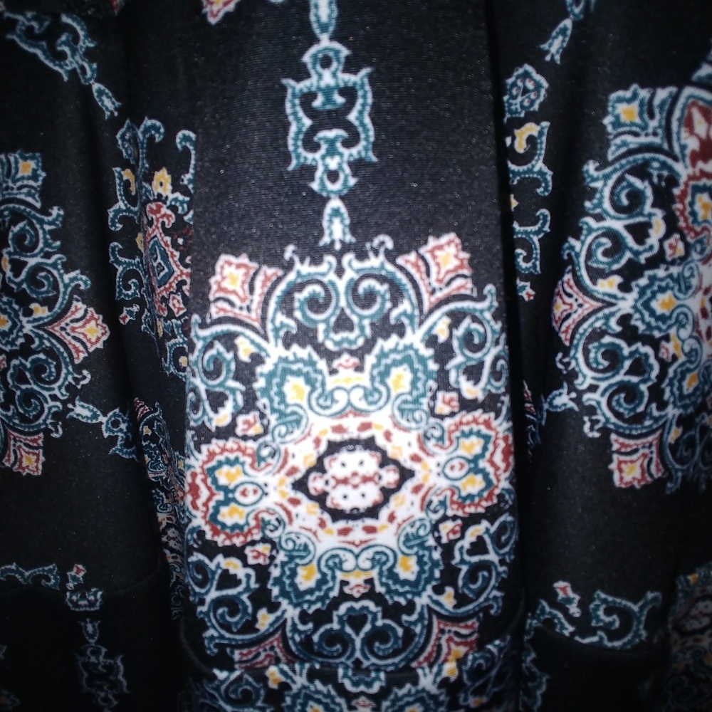 Pattern Dress - Picture 2 of 2